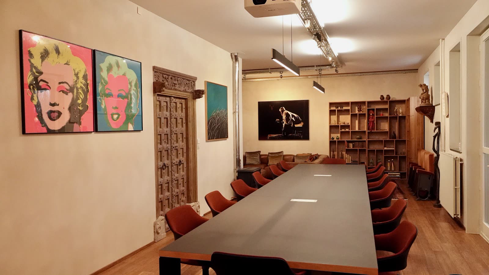 La salle de réunion de Seven Heads Conference